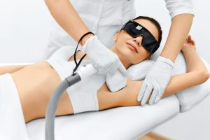 Diode Laser sử dụng bước sóng 808nm giúp phá hủy tận gốc nang lông an toàn và triệt sạch tới 98% lâu dài.