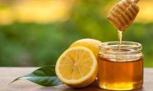 Mật ong làm suy yếu cấu trúc sợi lông từ bên trong,